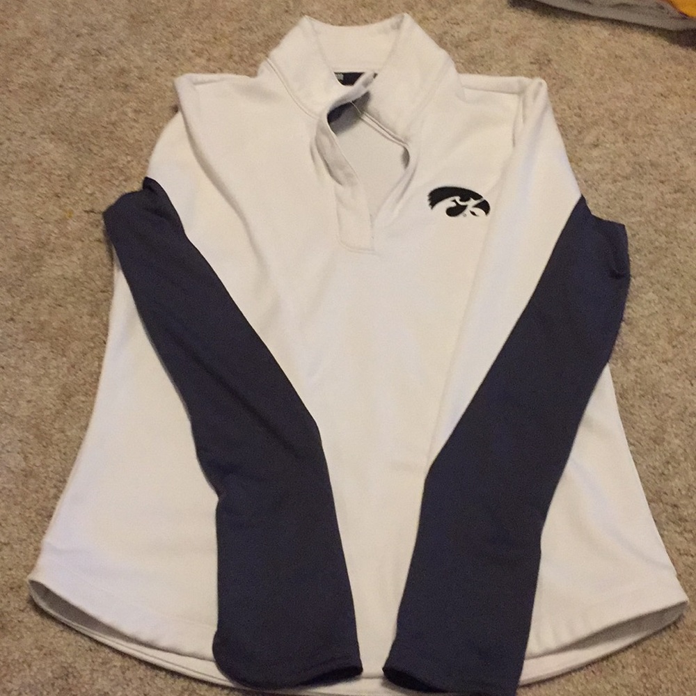Under armor top